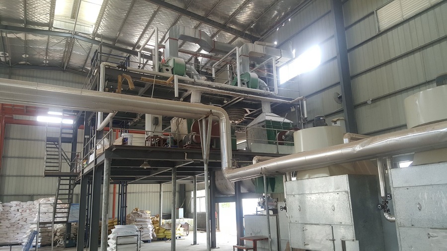 UF molding compound plant machine